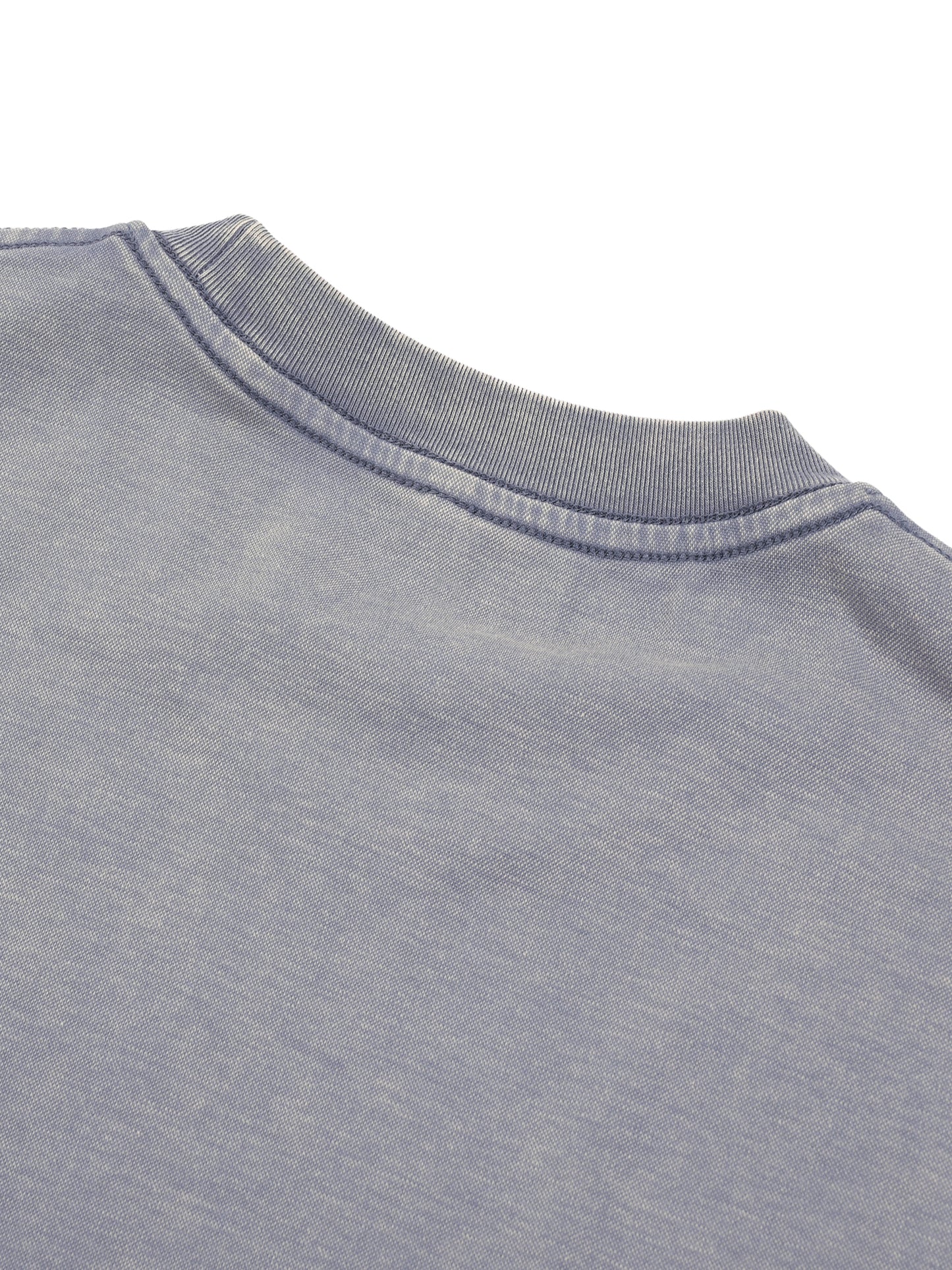 T-Shirts,T-Shirt,T-shirt,Adventure Awaits